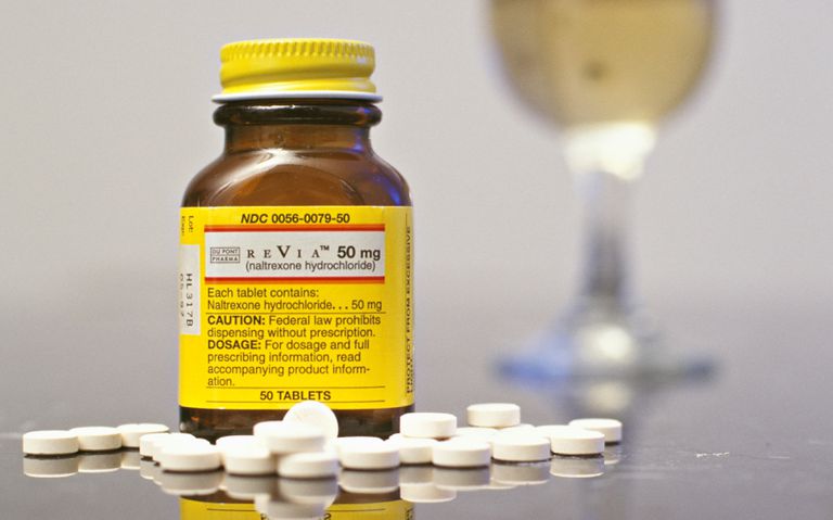 Foto de Quais são os benefícios do naltrexone?