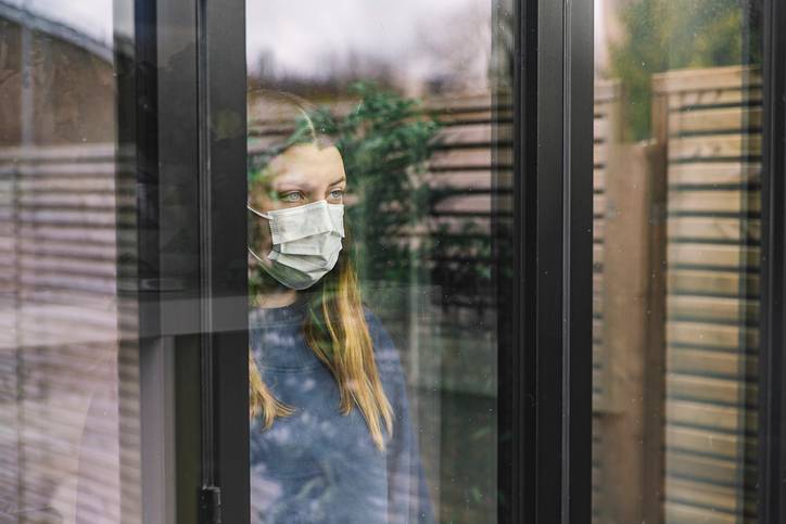 Foto de Como lidar com a ansiedade durante a pandemia e remédios manipulados